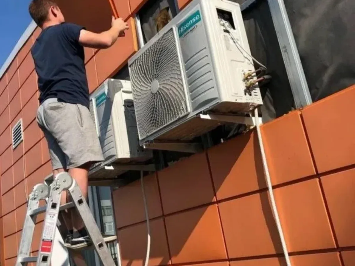 Ремонт кондиционеров Hisense в Москве